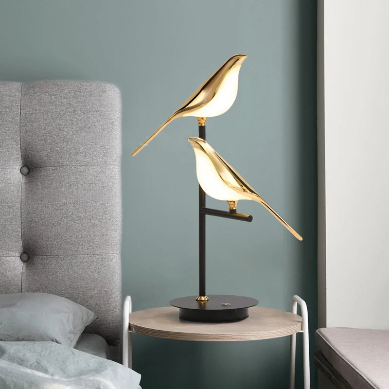 LED Tischlampe in Form eines Vogels-Leuchtezauber