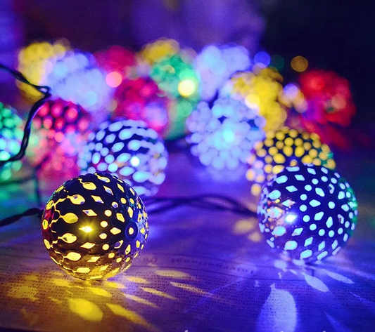 Moroccan Metal Globe LED String Lights – Battery-Powered Decorative Lights for Christmas, Home & Party Décor
