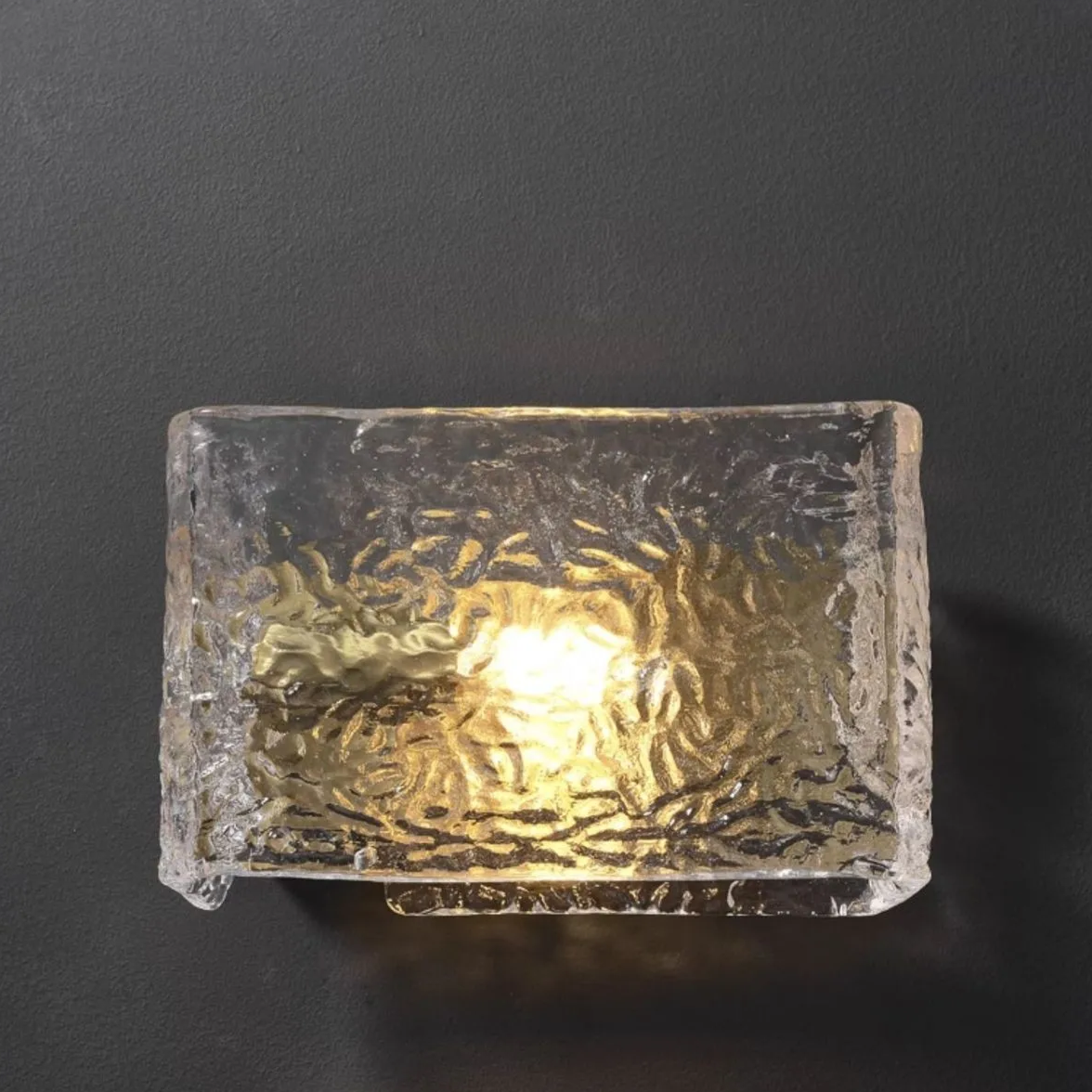Copper & Glass Wall Light – Postmodern Art Deco LED Sconce | Luxury Ambient Interior Lighting