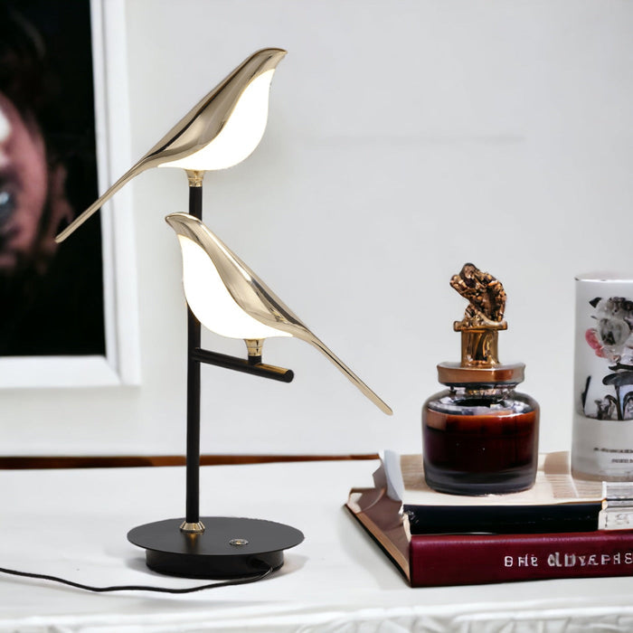LED Tischlampe in Form eines Vogels-Leuchtezauber