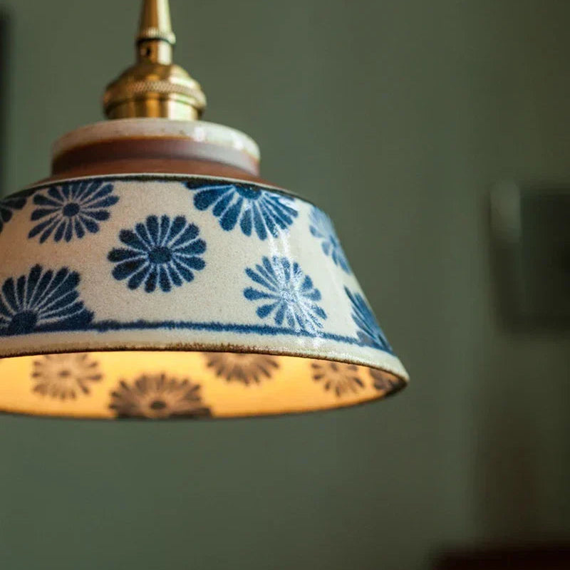 Dark Green Ceramic Pendant Light with Copper Finish – Retro Nordic Ceiling Lamp | Elegant Ambient Lighting