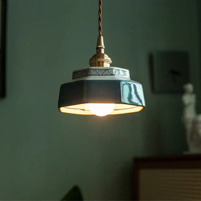 Dark Green Ceramic Pendant Light with Copper Finish – Retro Nordic Ceiling Lamp | Elegant Ambient Lighting