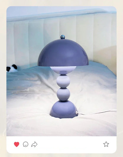 Nordic Floral LED Table Lamp – USB Dimmable Night Light | Decorative Bedside Lamp | Modern Home Accent Lighting