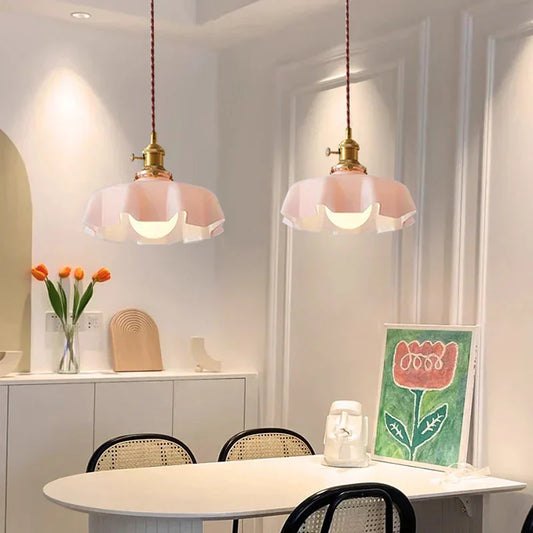 Cream Petal Glass Pendant Light – Scandinavian E27 Ceiling Lamp | Elegant Ambient Lighting | Contemporary Dining Room Feature