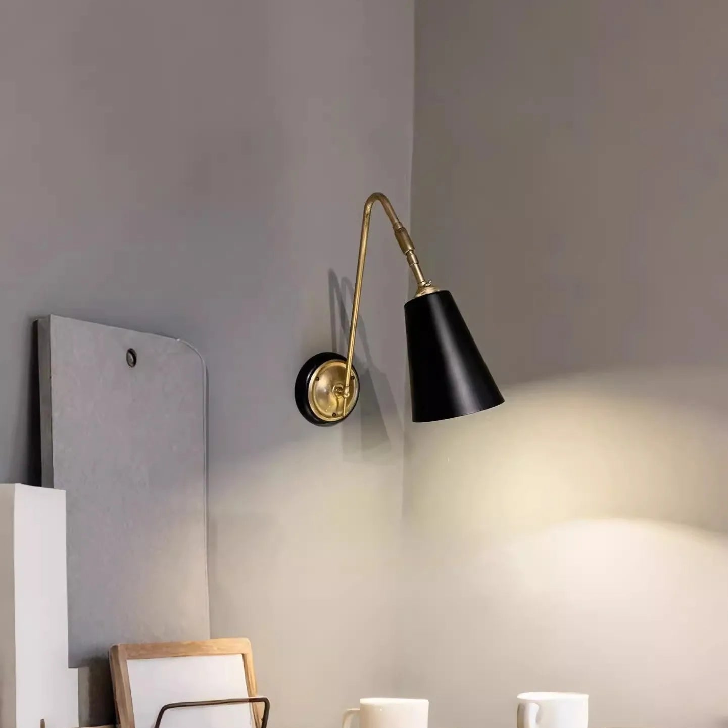 Brass Wall Light with Nordic Retro Design – Modern LED Wall Sconce | Elegant Ambient Lighting