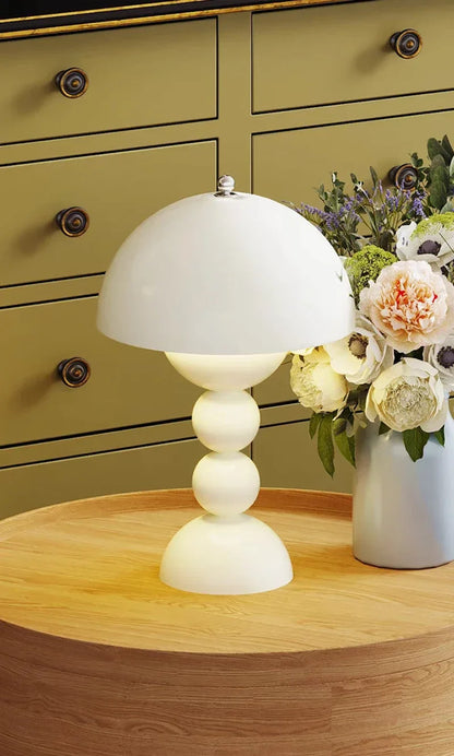 Nordic Floral LED Table Lamp – USB Dimmable Night Light | Decorative Bedside Lamp | Modern Home Accent Lighting