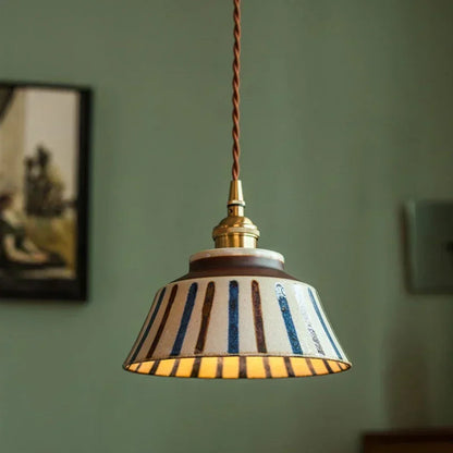 Dark Green Ceramic Pendant Light with Copper Finish – Retro Nordic Ceiling Lamp | Elegant Ambient Lighting