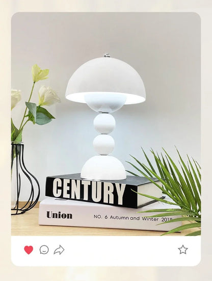 Nordic Floral LED Table Lamp – USB Dimmable Night Light | Decorative Bedside Lamp | Modern Home Accent Lighting