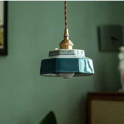 Dark Green Ceramic Pendant Light with Copper Finish – Retro Nordic Ceiling Lamp | Elegant Ambient Lighting