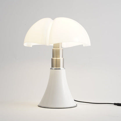 Vintage LED Designer Table Lamp – Timeless Elegance with Modern LED Performance