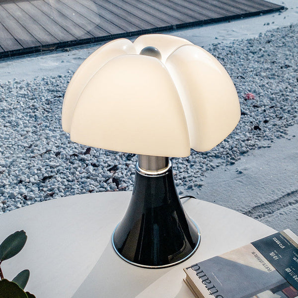Vintage LED Designer Table Lamp – Timeless Elegance with Modern LED Performance